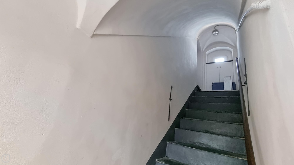 Italianway - Costiglioli 8 B