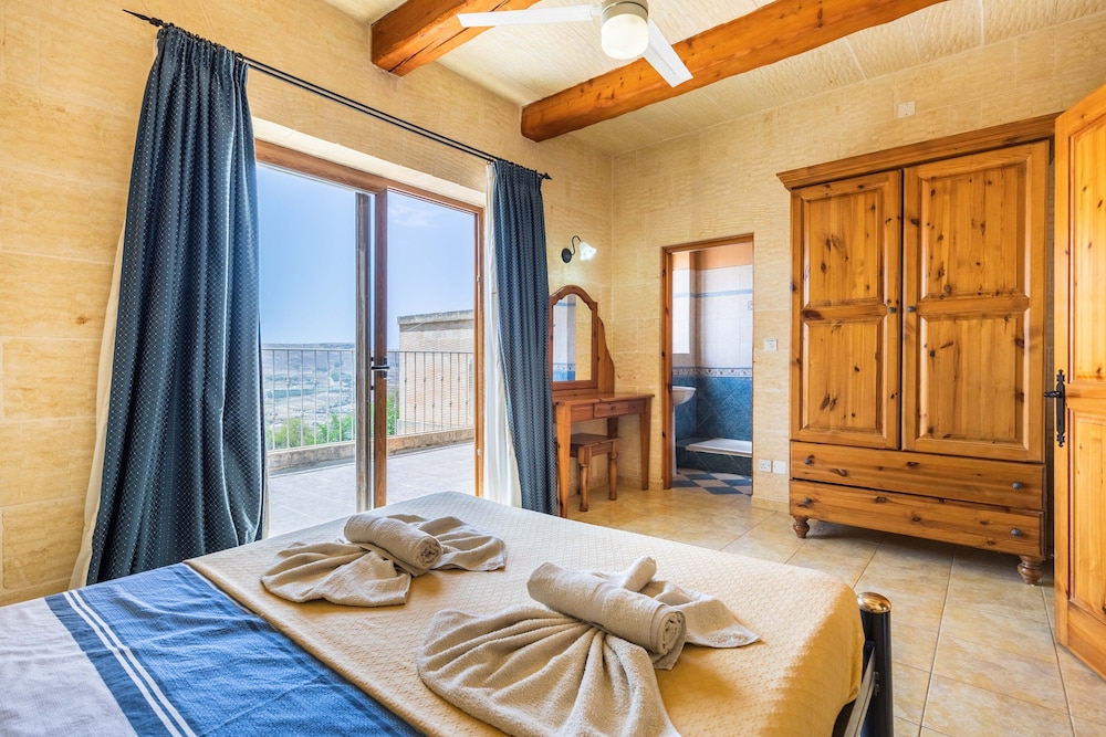 Ta Debora 3 Bedroom Villa With Private Pool