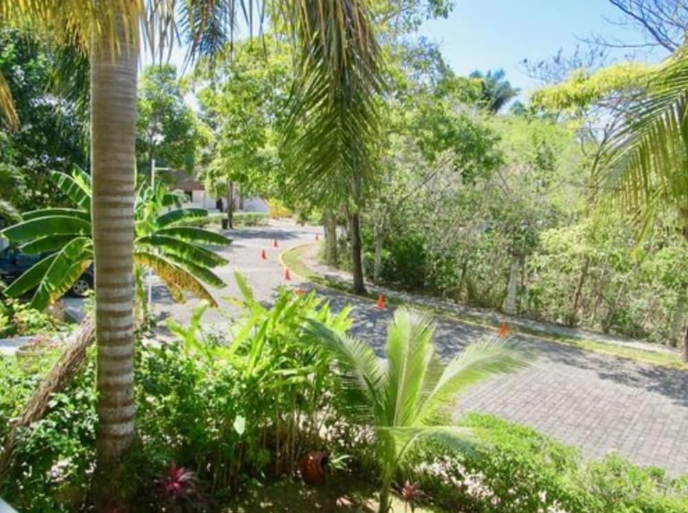 Condo Santuario by Playa Paradise
