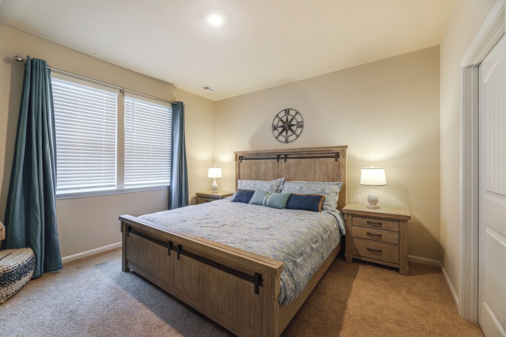 5 Mi to Bethany Beach: Townhome w/ Pool!