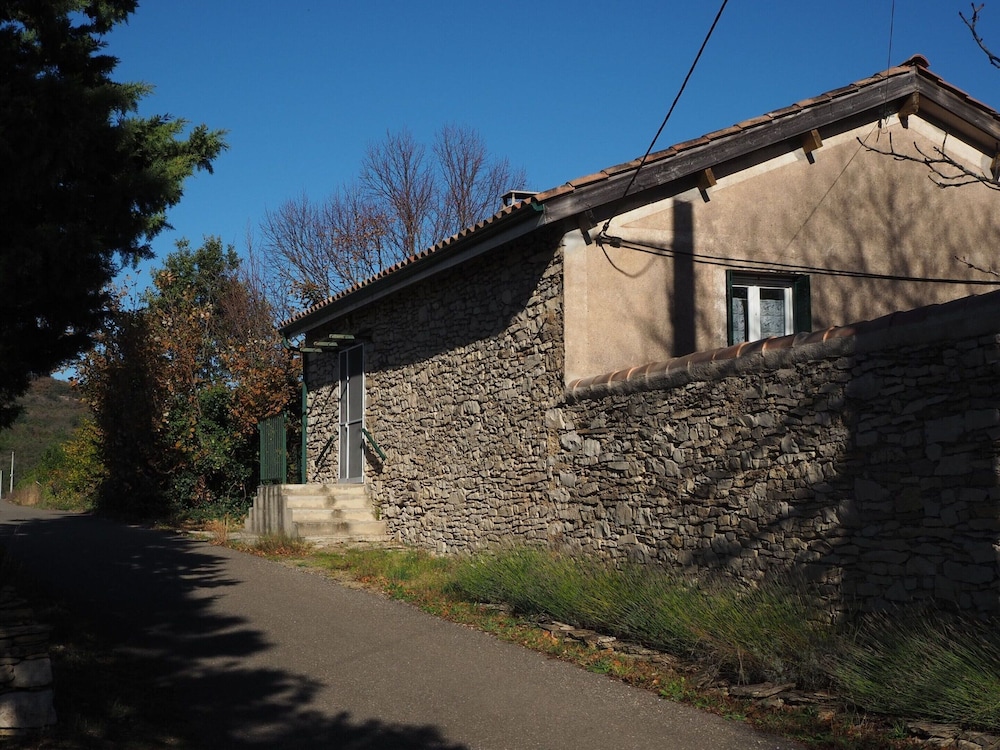 Country House in Orb Mountains Near Salagou Lake photo 5
