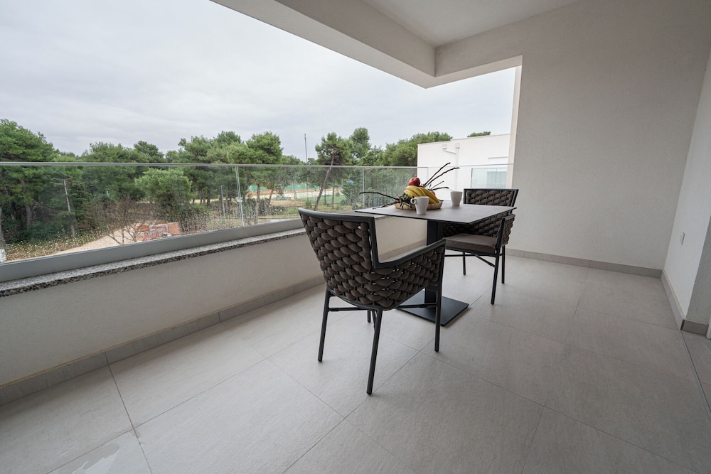 Break penthouse -three bedroom apartment