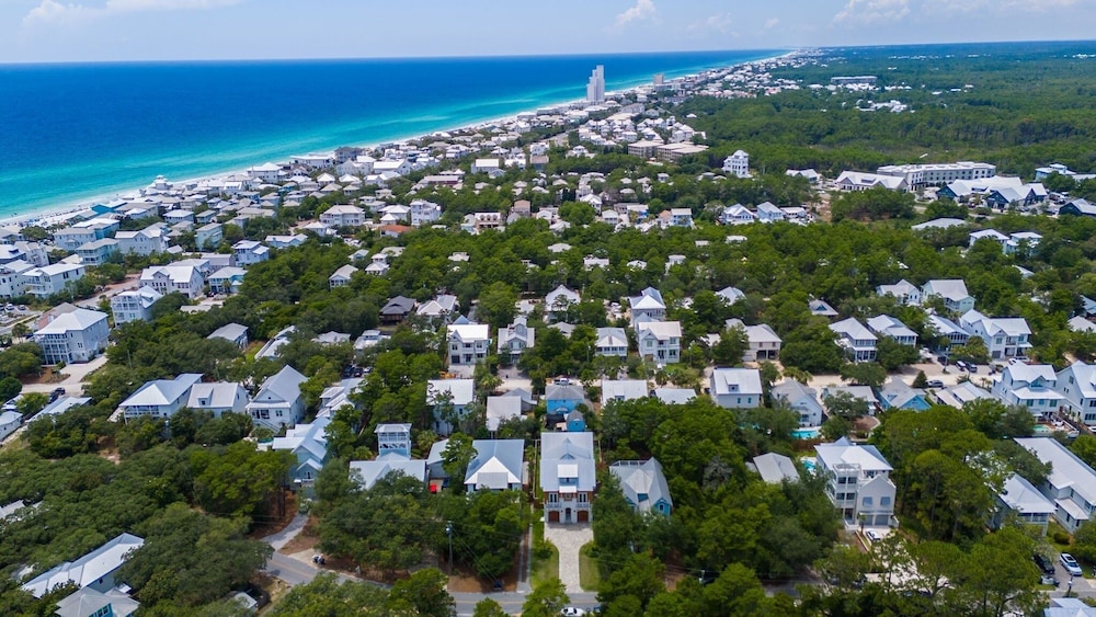 Magnolia Tides 6 Bedroom Home