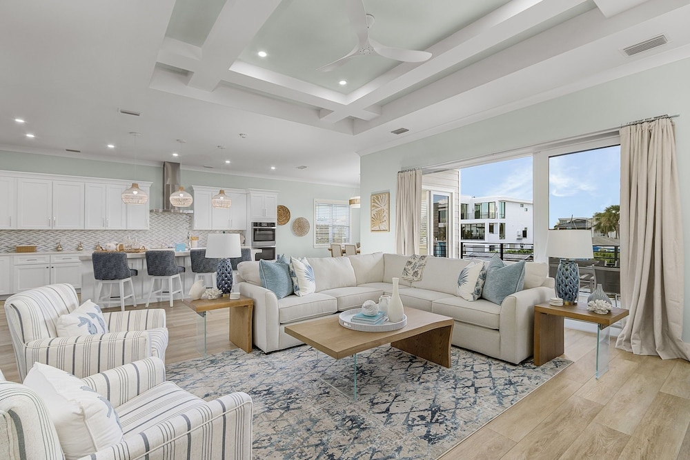141 Brand New Luxury 6br/6ba Build W/ Heated Pool! 6 Bedroom Home