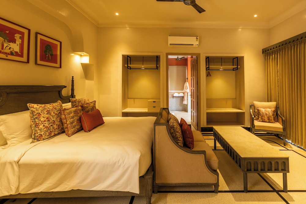 DEV BAGH LUXURIOUS PRIVATE SUITES
