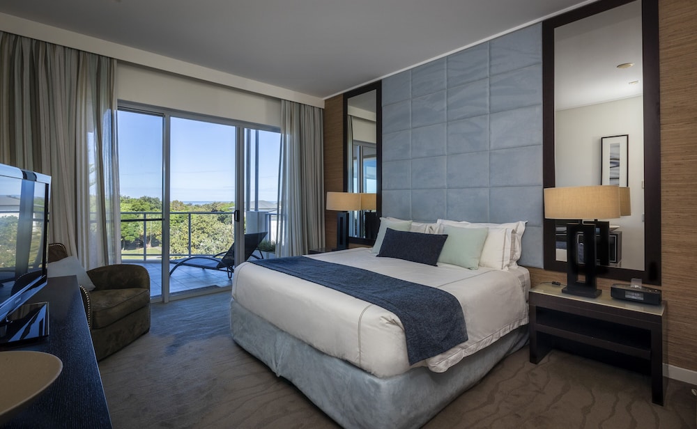 Luxury Apartments on Bells Boulevard