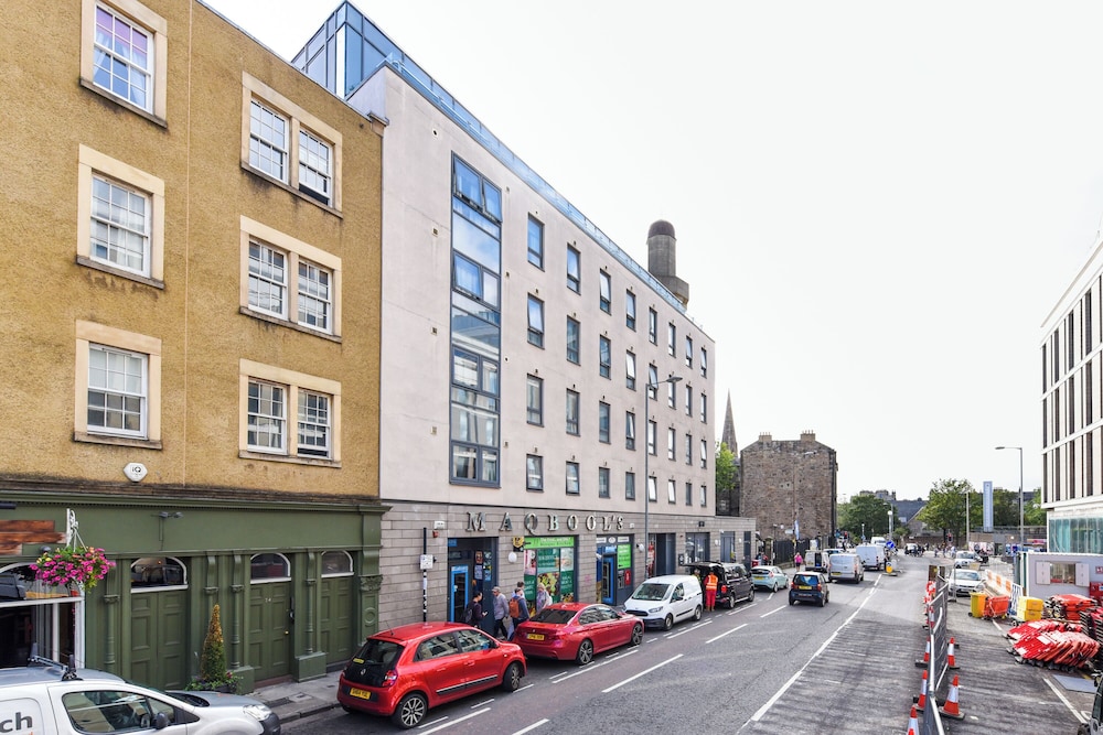For Students Only Studio Living at Lady Nicolson Court