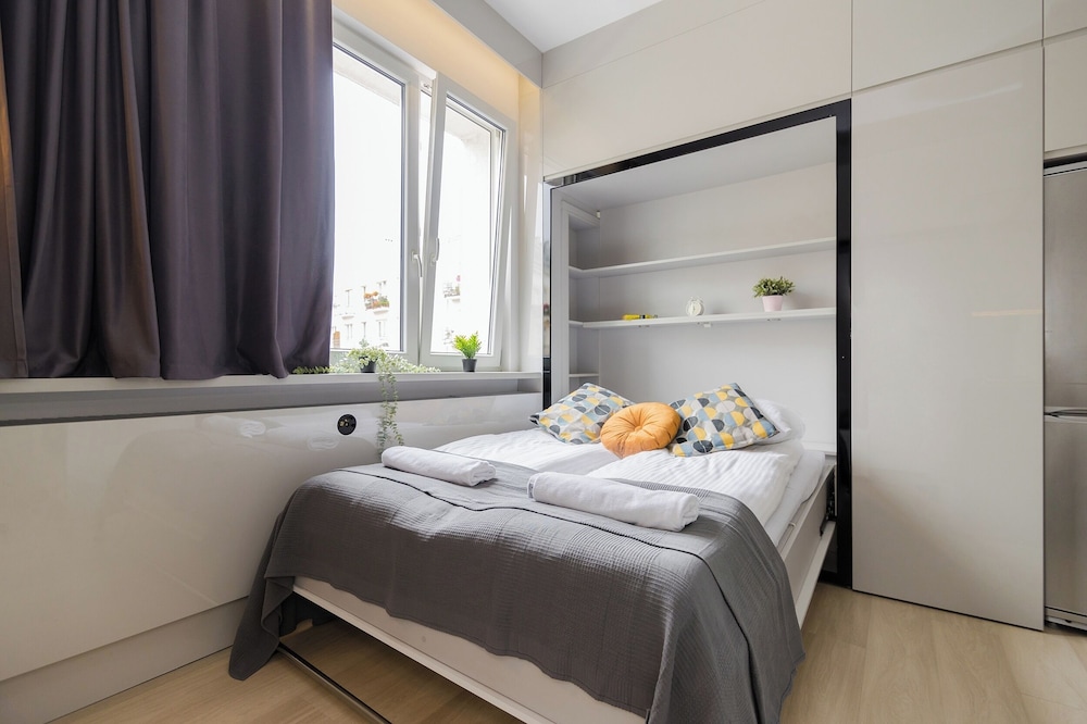 ShortStayPoland Kaliska B132 view 2