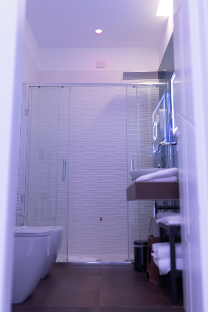 Kreart Suite & Rooms