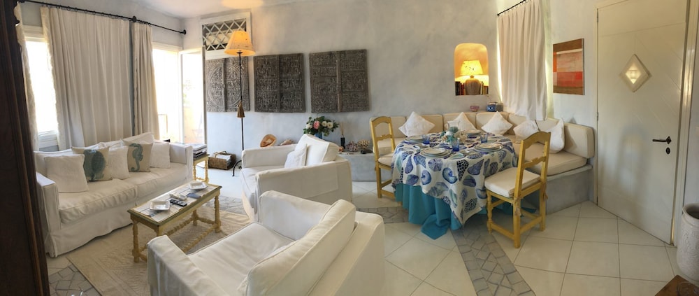 Casa Silvana en Arzachena — hotel room