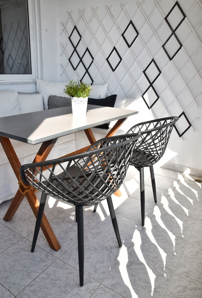Angelos Design Suites