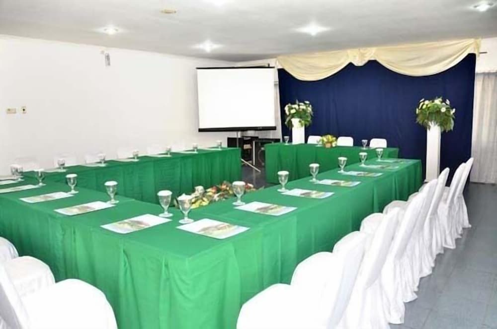 Bahari Inn Tegal