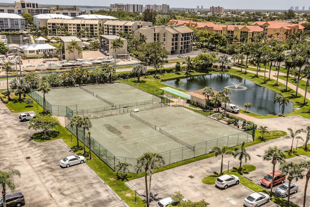 Estero Beach and Tennis 1001a view 3
