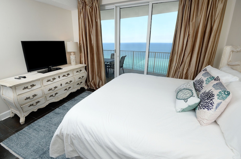 Emerald Isle 1609 2 Bedroom Condo