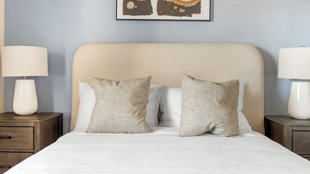 Landing Furnished Apartments near East Arlington