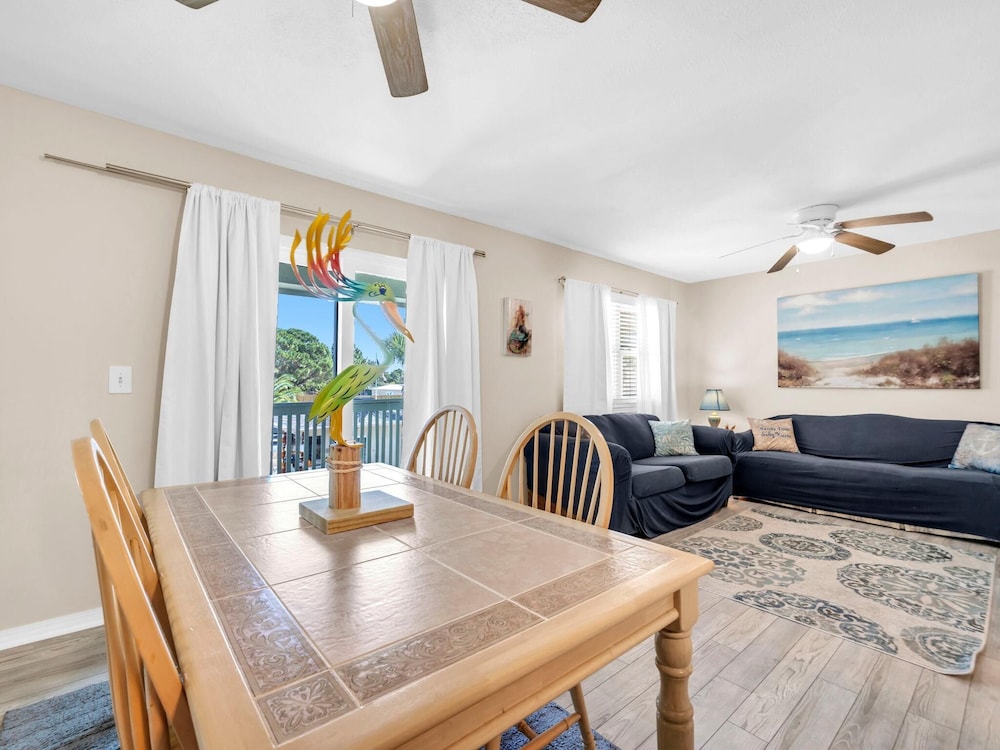 Gulf Highlands 1160