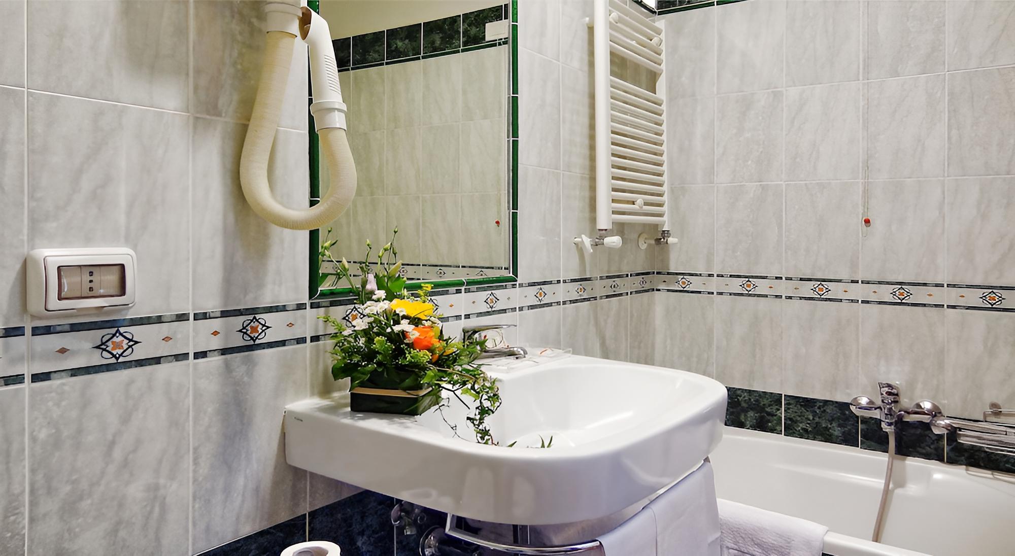 La Fenice Rooms