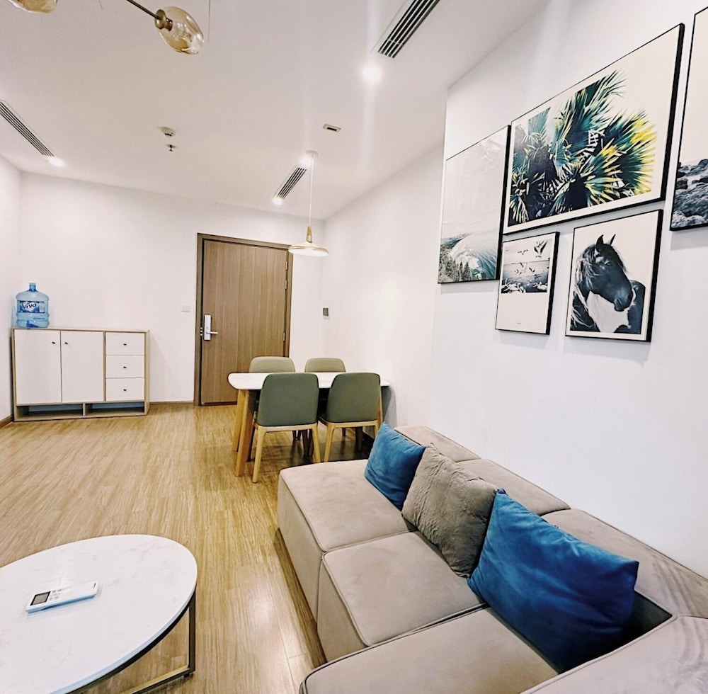 Sunny - Vinhomes Skylake Residences