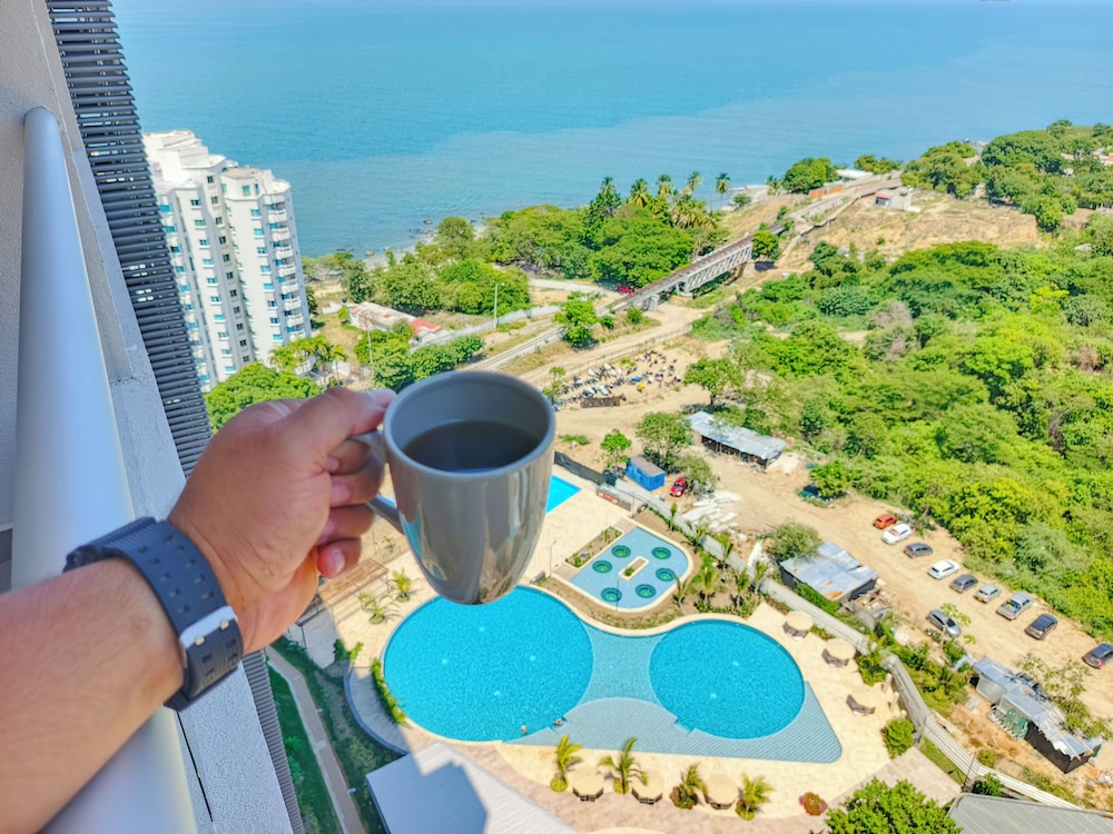 Santa Marina Luxury Stay - Ocean View