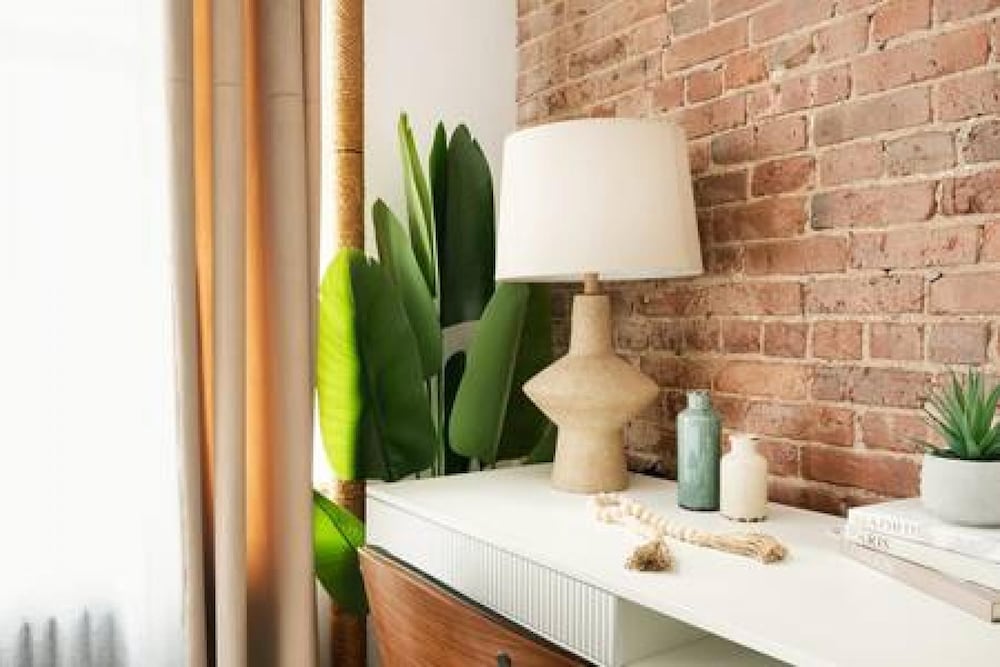 New Modern Studio UES W D