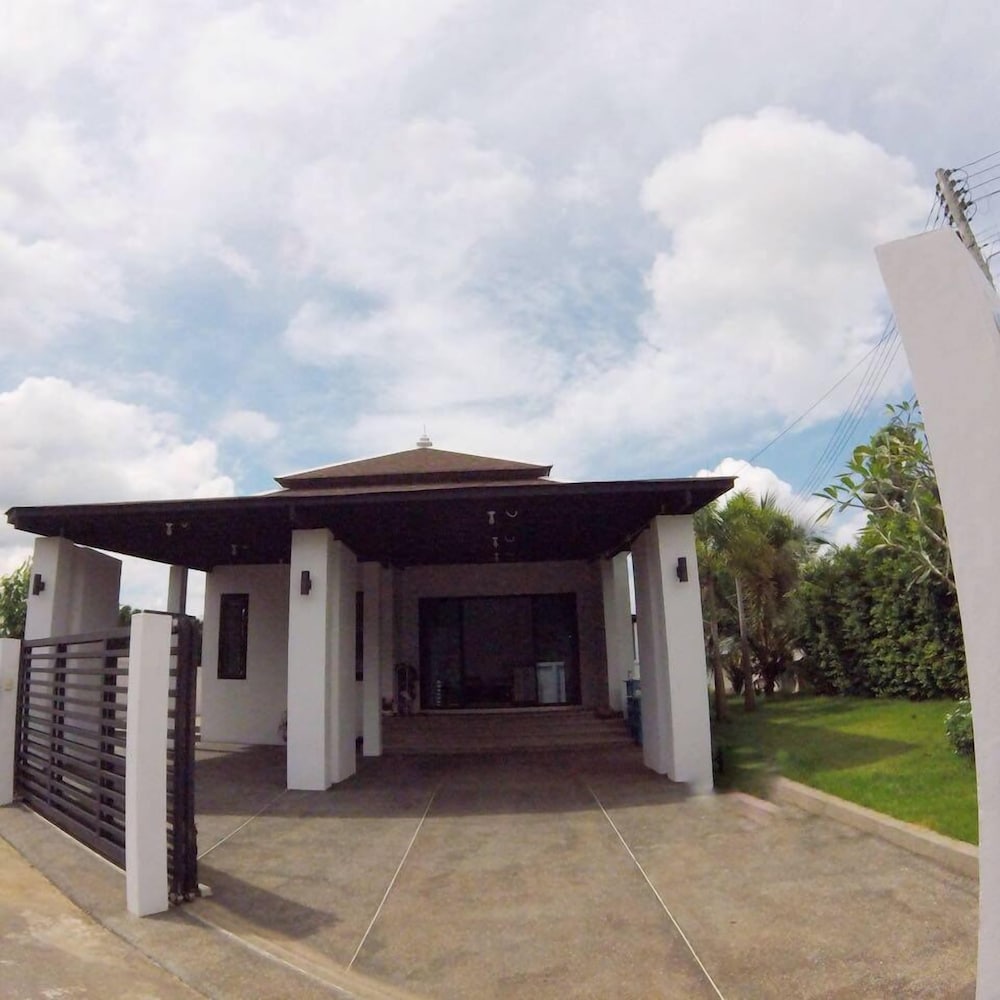 Buabaan Villa