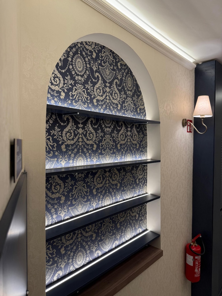 Oasis Inn Budapest