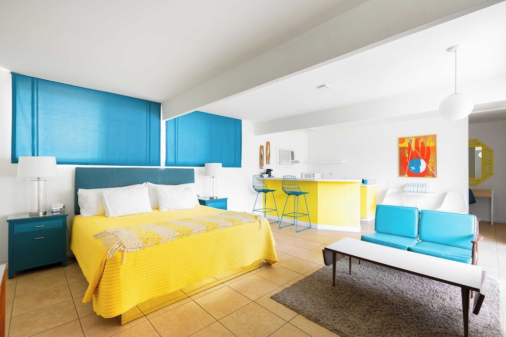 The Monkey Tree Hotel Buyout by Avantstay Entire Hotel Buyout! Funky Rooms w/ Modern Amenities!