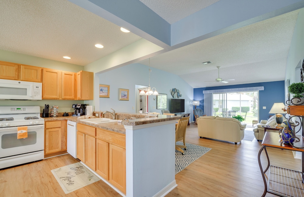 Walk to Community Perks: Home in The Villages