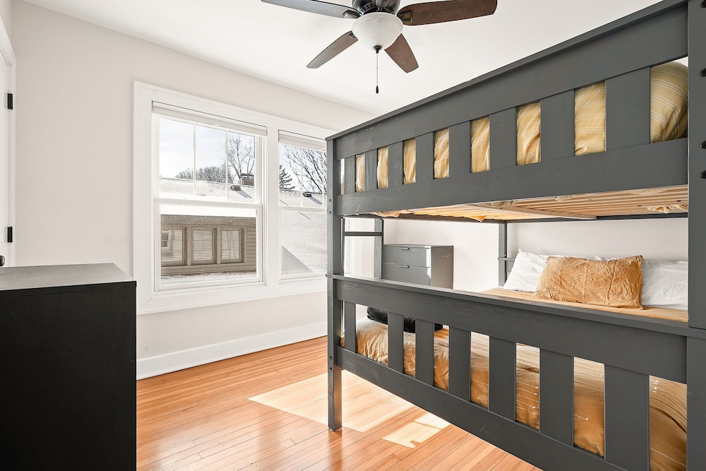 Adorable Broad Ripple Duplex