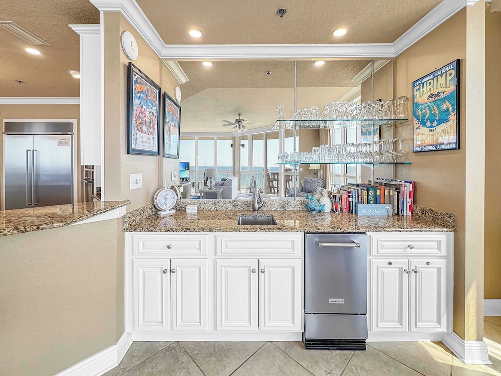 Oceanfront Luxe Pool + Beachfront Free Golf