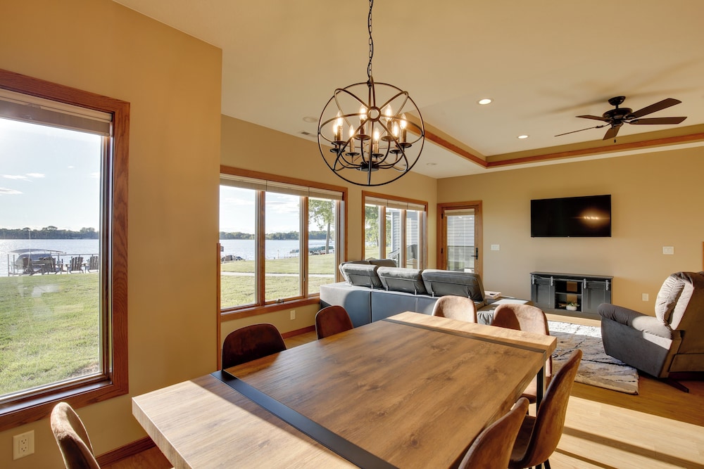 Dog-friendly! Silver Lake Escape Near Boat Ramp