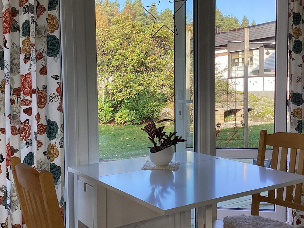 4 Person Holiday Home