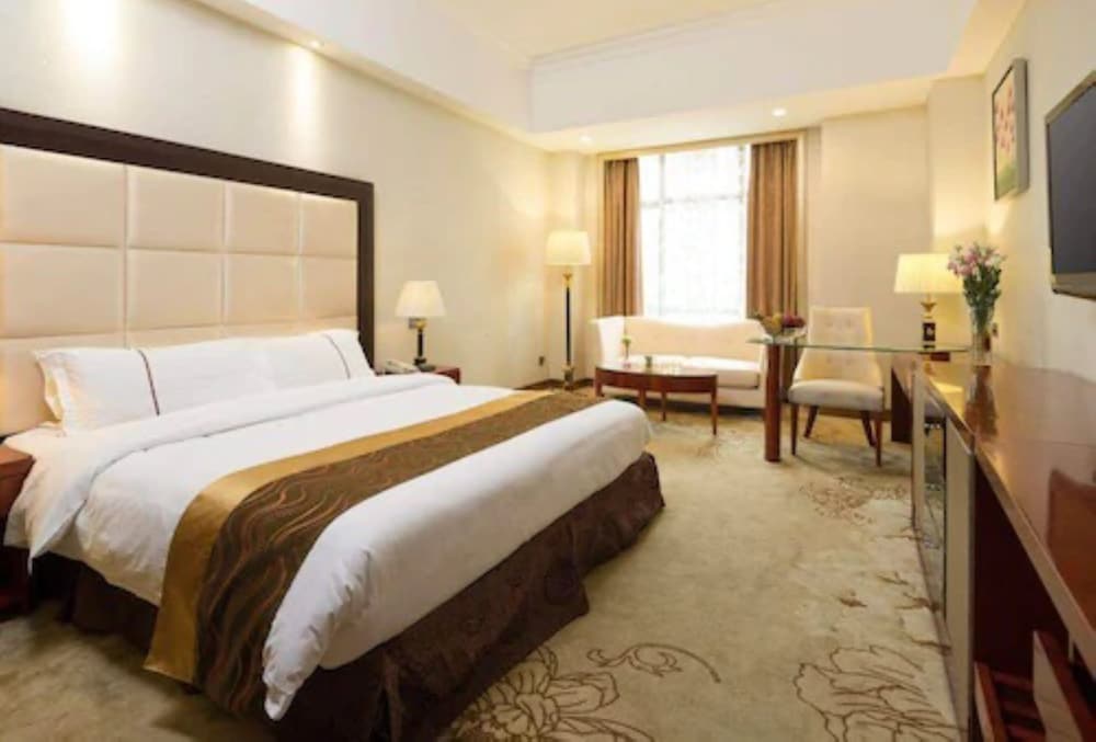 Baoyue Hotel