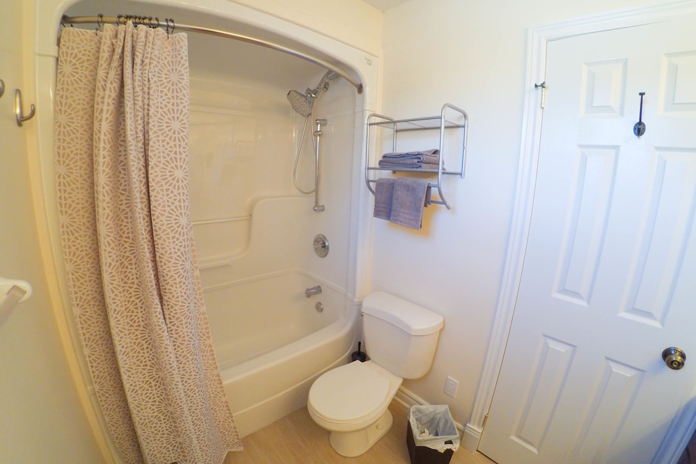 Niagara-on-the-Lake Vacations - Blue Skies Bed and Breakfast - Property Image 39