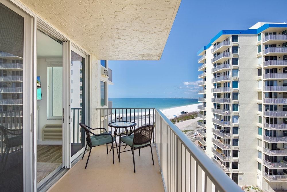 Estero Beach & Tennis 708-c