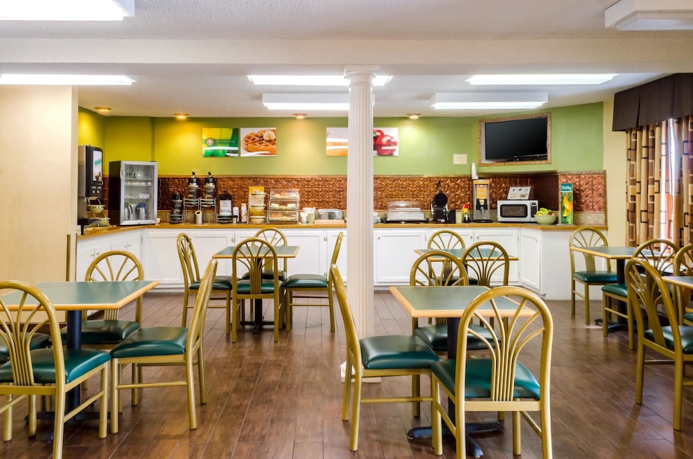 Meridian Vacations - Quality Inn Meridian - Property Image 7