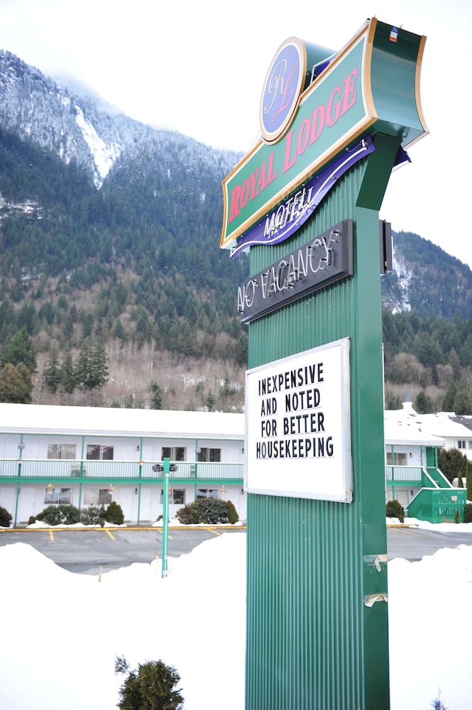 Royal Lodge Motel