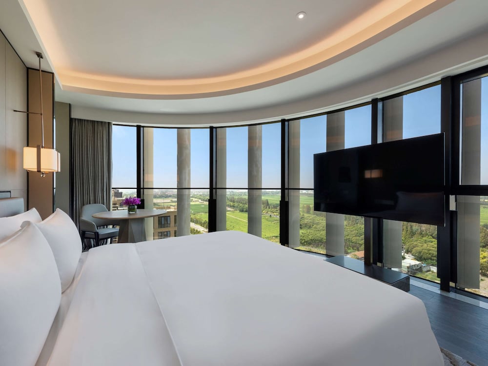 Grand Mercure Shanghai Lingang 5