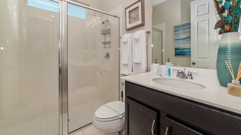Solara Resort 5 Bedroom Private Pool + Spa Home 5 Home