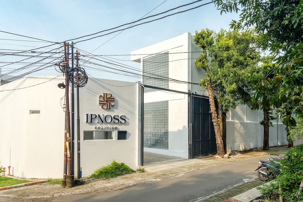 INNCA Ipnoss Coliving Semarang