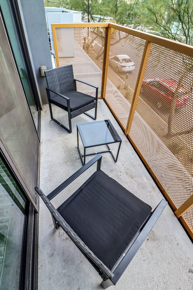 Phoenix Urban Luxury Escape