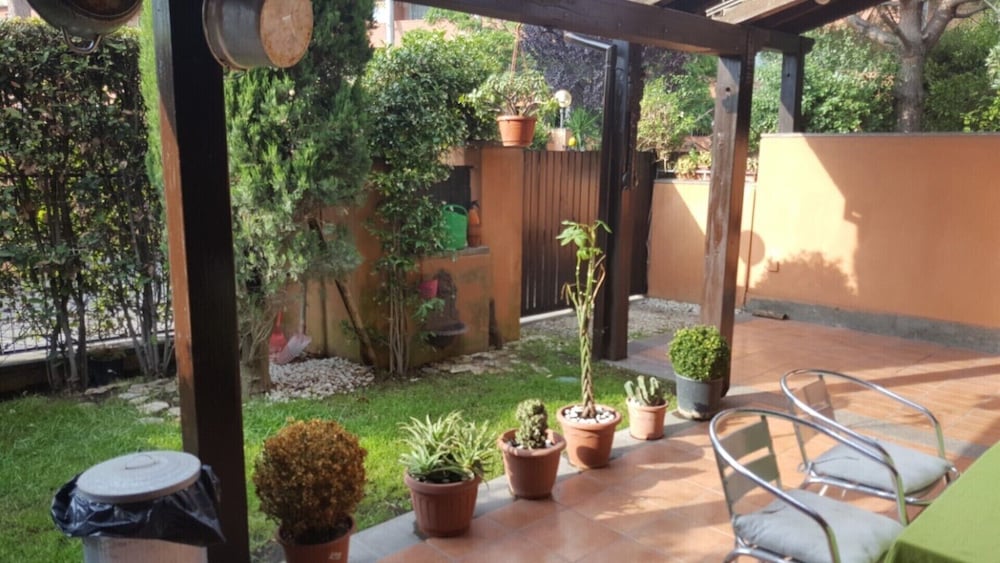 Villa Sleeps 6 With Garden and Gym