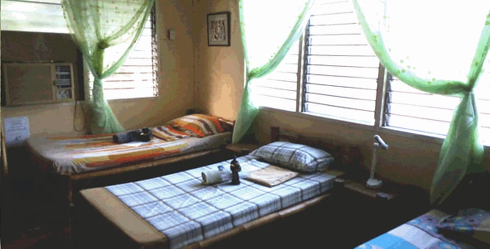 BugoyBikers Hostel