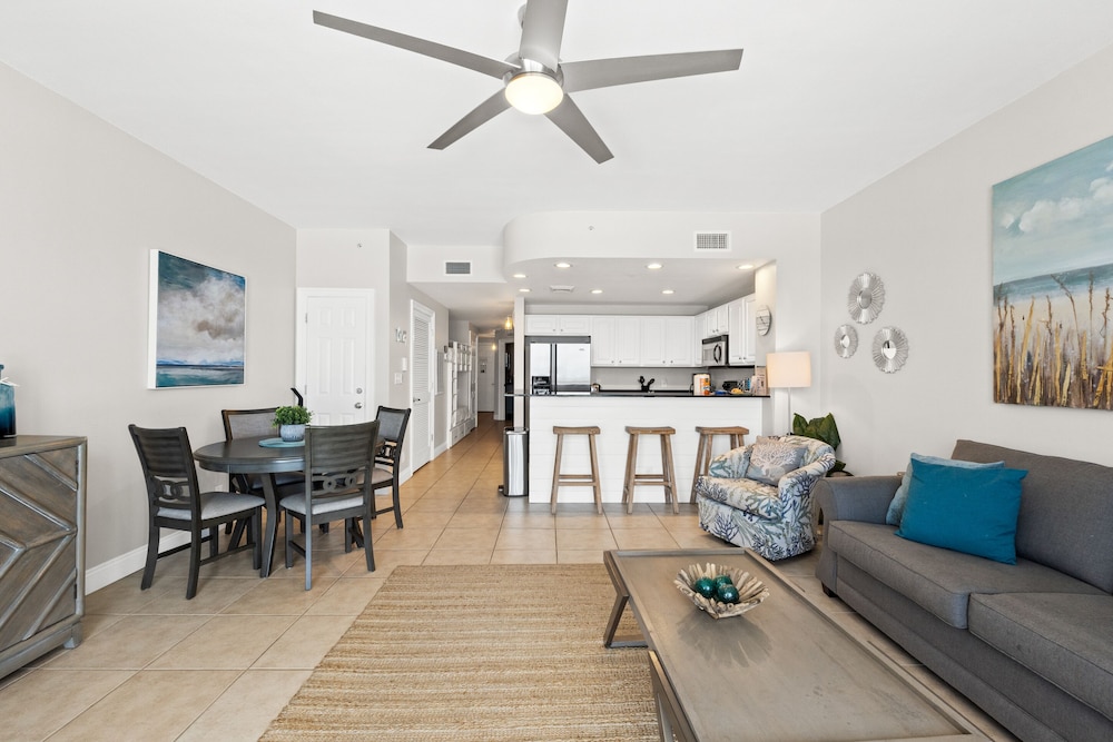 Calypso Beach Resort by Panhandle Getaways