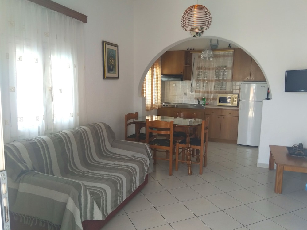 Kavousanos Apartments