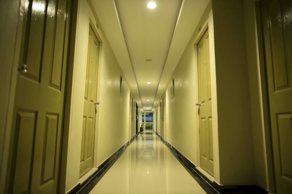 Hotel The Suvarnabhumi Apartment - Image 1