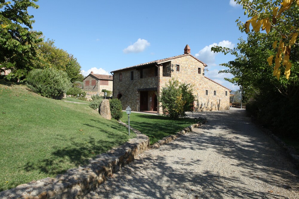 Poggio Cennina Resort