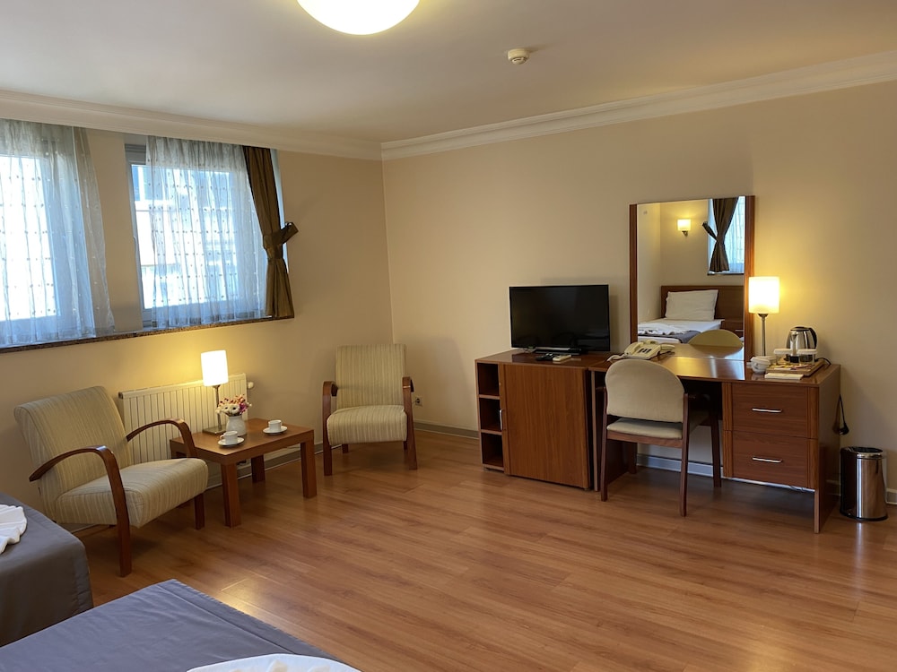 Triada Otel Gayrettepe - Image 14