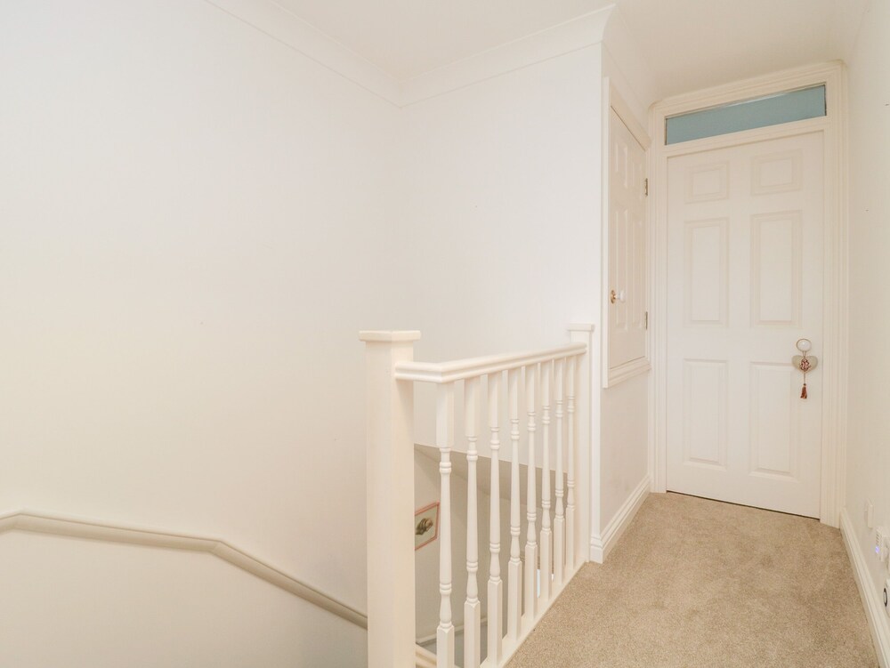 14 Lyme Mews view 2