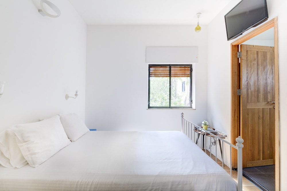 Diz 3 By TLV2rent